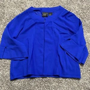 Tailor B. Moss sweater cardigan Women’s Royal Blue ‎ w/3 hooks at collar Small